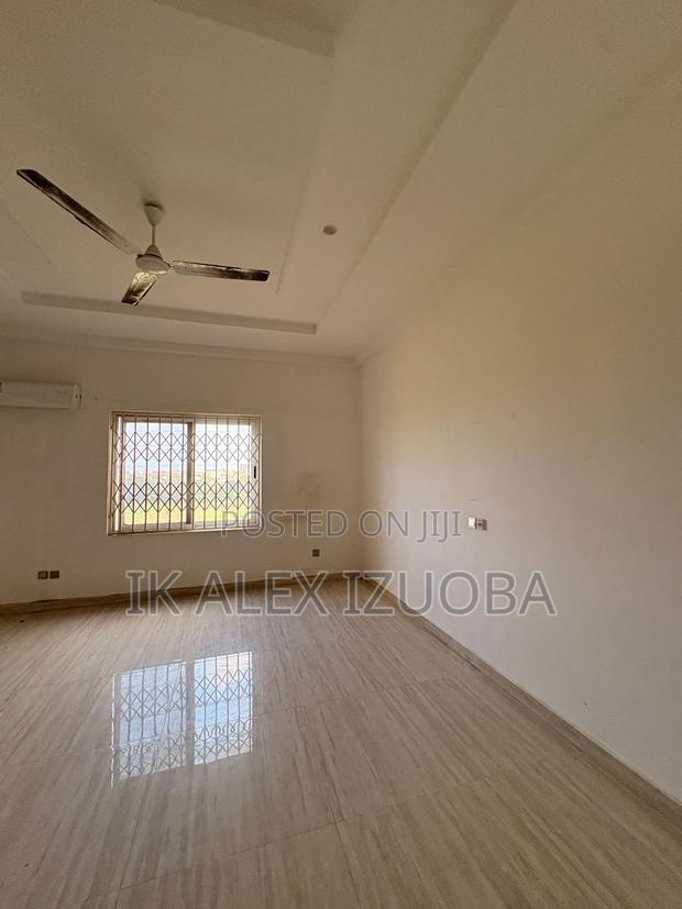 2bdrm Apartment in East Legon for rent photo 8