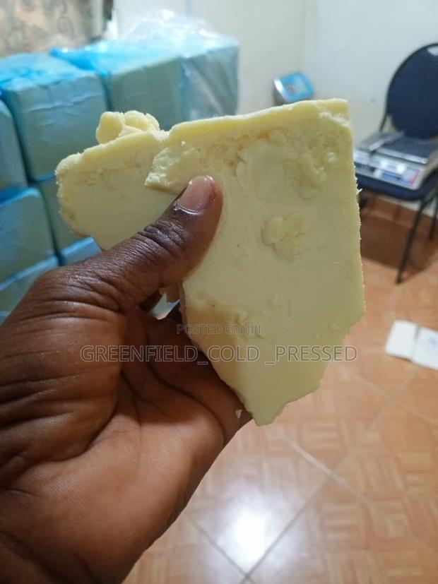 Raw Cocoa Butter Per Tonnes · Photo 4