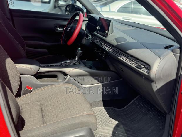 Honda HR-V Sport AWD CVT 2024 Red
