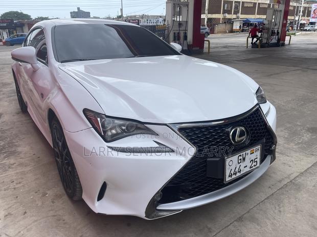 Lexus RC 200t RWD 2017 White