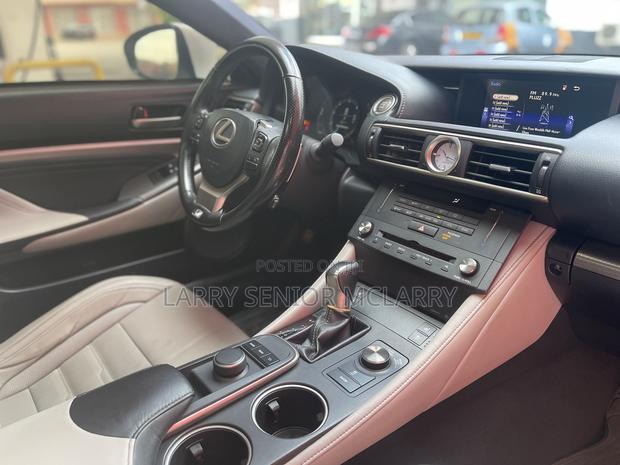 Lexus RC 200t RWD 2017 White