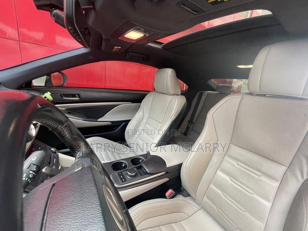 Lexus RC 200t RWD 2017 White