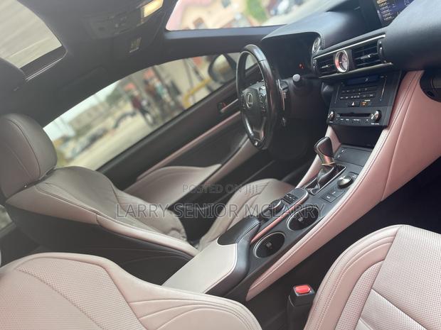 Lexus RC 200t RWD 2017 White