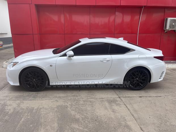 Lexus RC 200t RWD 2017 White