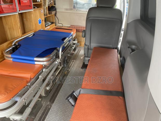 Hyundai Starex 2014 White