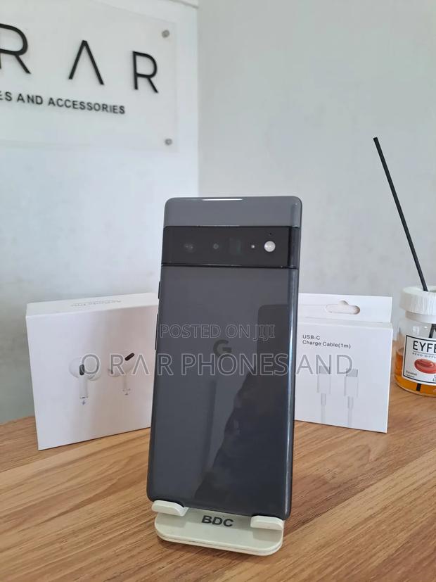 Google Pixel 6 Pro 128 GB Black photo 2