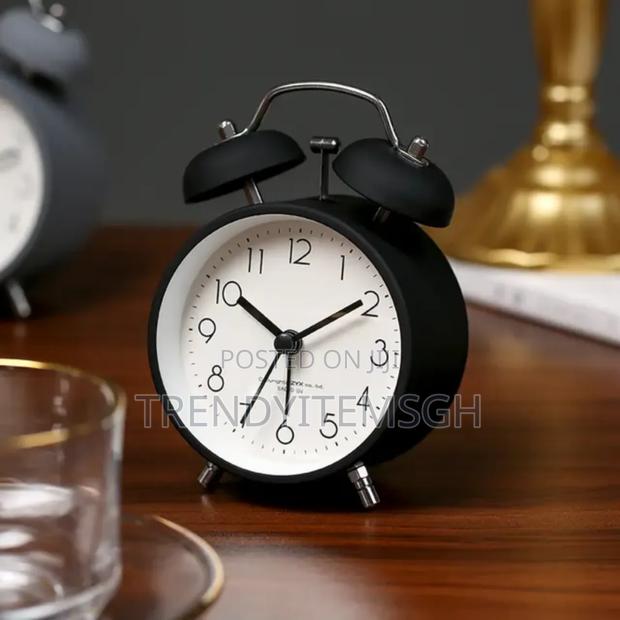 Beside Retro Quartz Alarm Clock · Photo 3