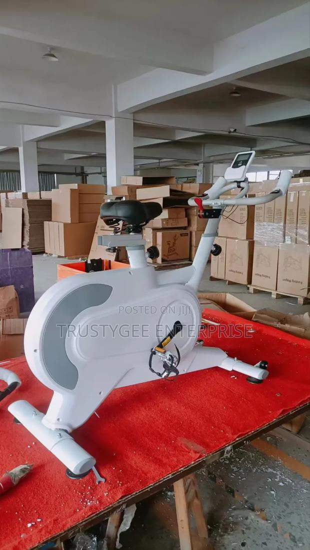 Jican Exercise/Spinning Bike photo 3