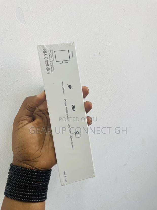 Universal Stylus Pen · Photo 4
