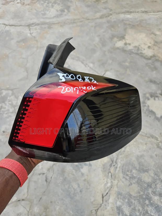Peugeot 5008 Taillights Right Side 2019