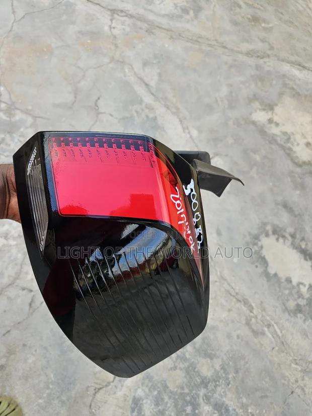 Peugeot 5008 Taillights Right Side 2019