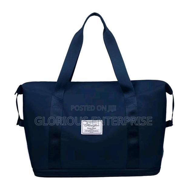 Waterproof Traveling Bag photo 2