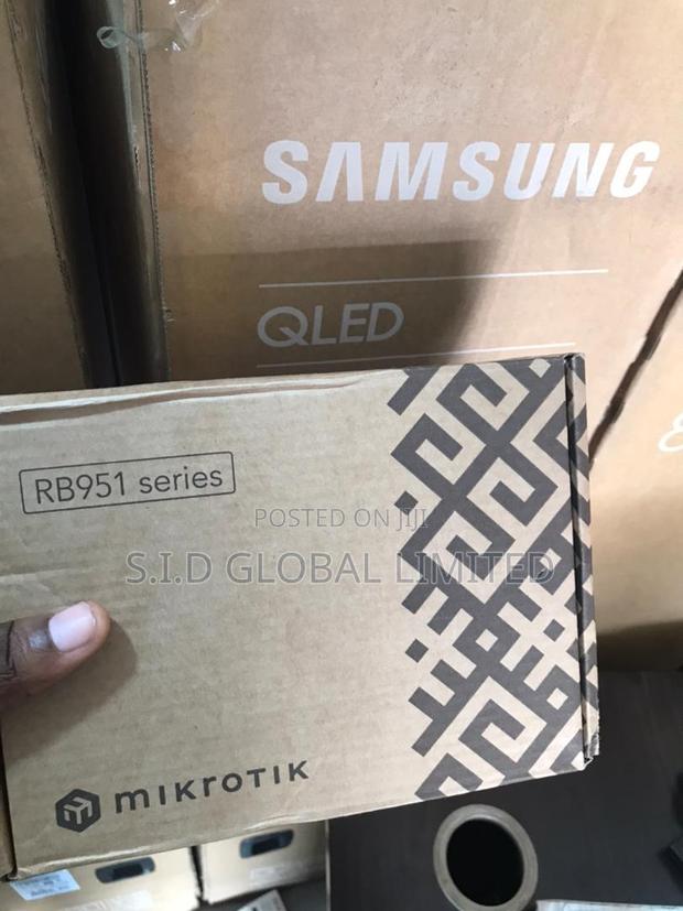 Mikrotik Rb951 Is Built For African Conditions – Runs From 8-30 V · Photo 2