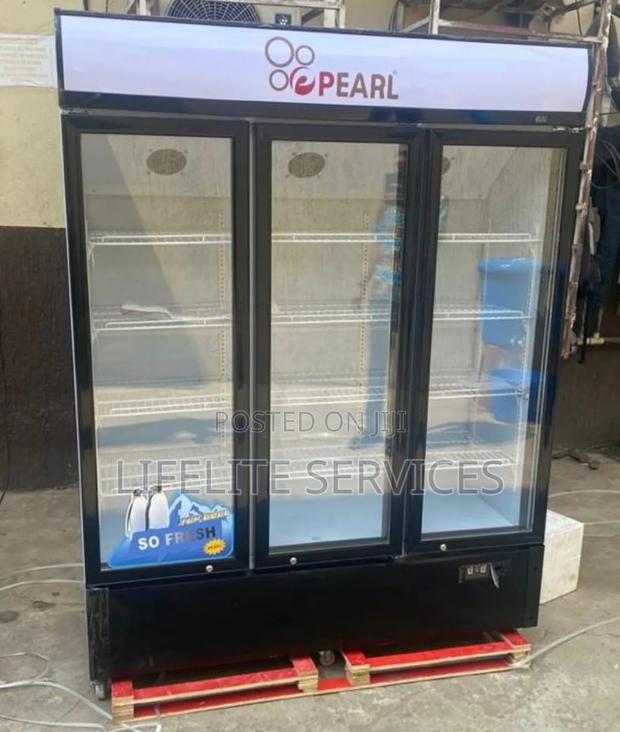 950 Litres Display Fridge - 3 Doors