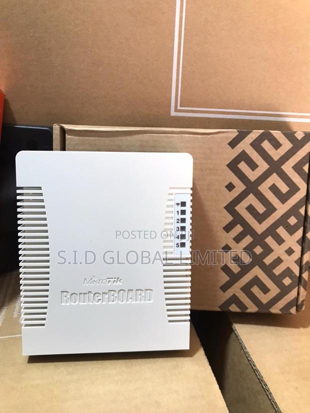 Mikrotik Rb951 Router For Soho & Smes · Photo 2