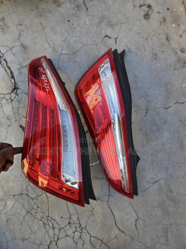 Jaguar Xj 2016 Taillights Led