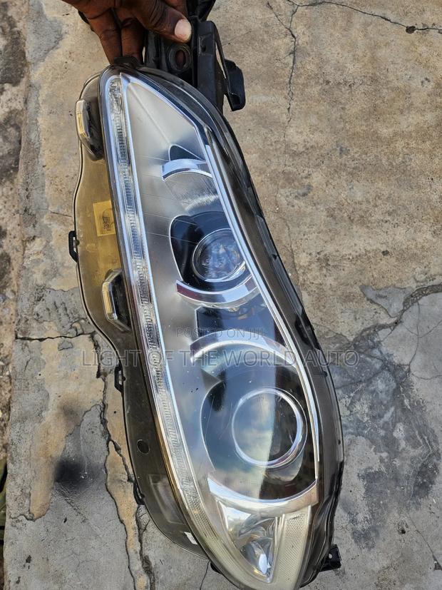 Jaguar Xj Headlight Charger Type Left Side