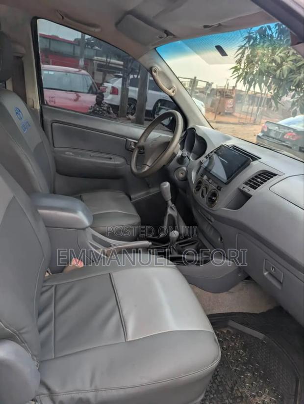 Toyota Hilux 2.5 D-4D SRX 2012 White