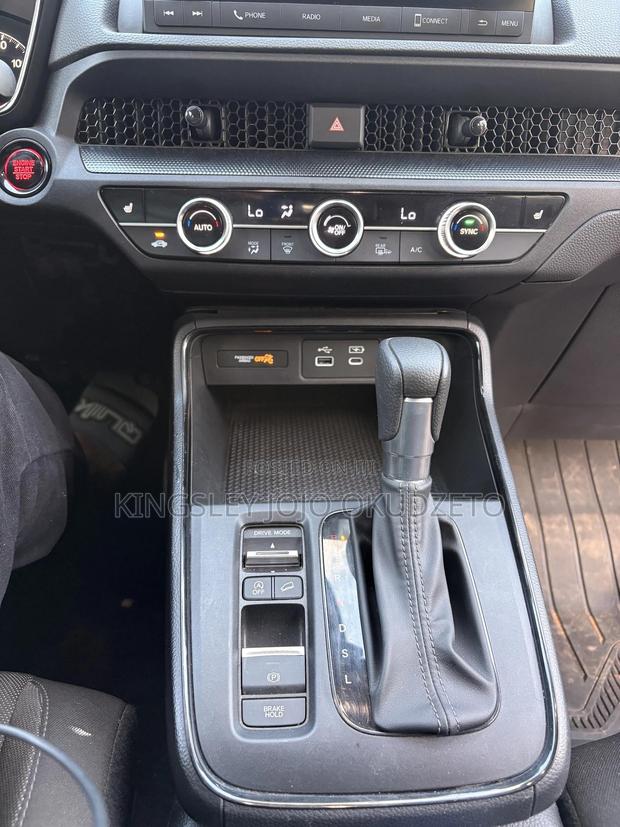 Honda CR-V 2023 Silver