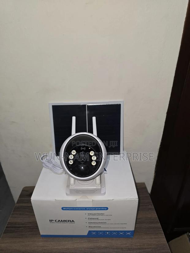 Bg69-Tz Outdoor Solar-Powered 4g Security Camera