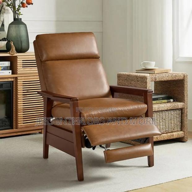 Accent Chair (Solid Wood Recliner ) photo 2