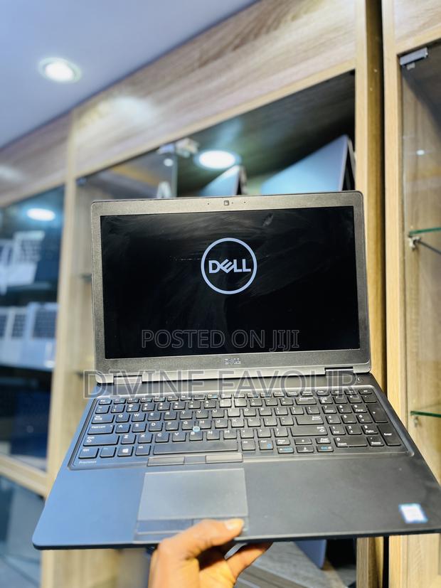 Laptop Dell Latitude 3520 16GB Intel Core I5 SSD 512GB photo 2
