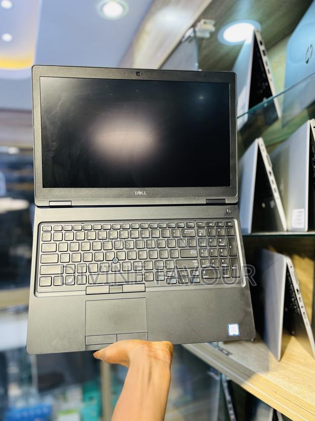 Laptop Dell Latitude 3520 16GB Intel Core I5 SSD 512GB photo 3