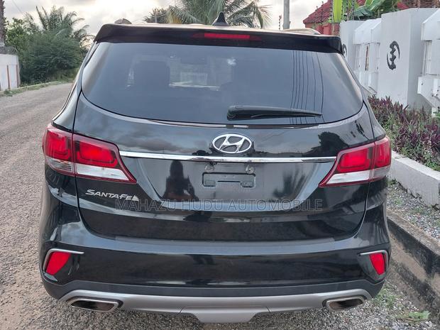 Hyundai Santa Fe Limited Ultimate AWD 2017 Black