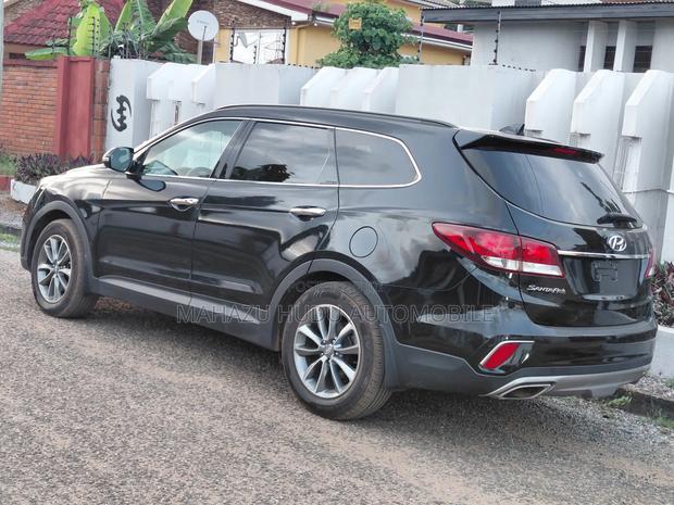 Hyundai Santa Fe Limited Ultimate AWD 2017 Black