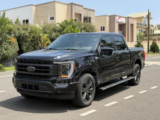 Ford F-150 LARIAT 2023 Black