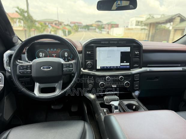 Ford F-150 LARIAT 2023 Black