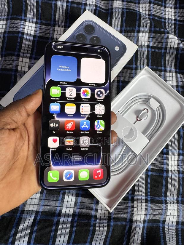New Apple iPhone 17 Pro Max 512 GB Blue photo 3