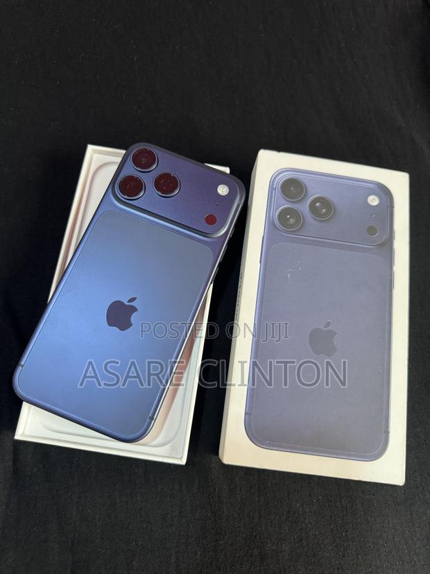 New Apple iPhone 17 Pro Max 512 GB Blue photo 2