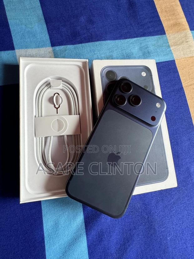 New Apple iPhone 17 Pro Max 512 GB Blue