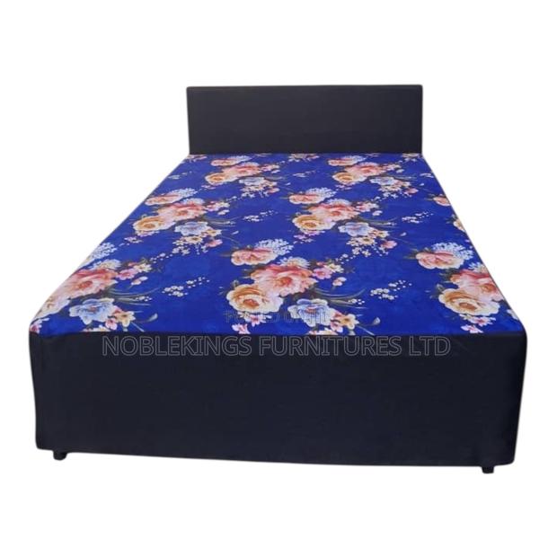 Comfortable Inbuilt Bed .