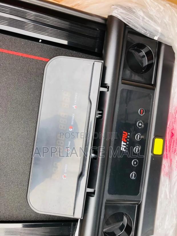 Treadmill With Heat Rate Monitor photo 4