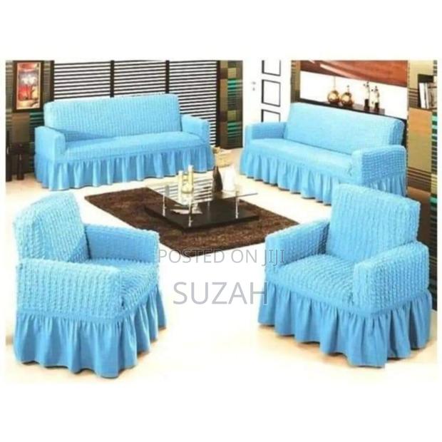 Skirted Cover for Sofas · Photo 2