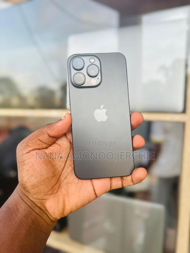 Apple iPhone 15 Pro Max 256 GB photo 3