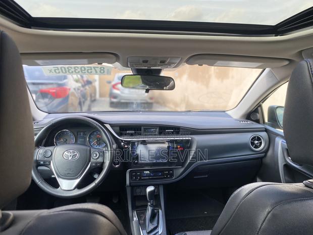 Toyota Corolla XSE (1.8L 4cyl 2A) 2019 Black