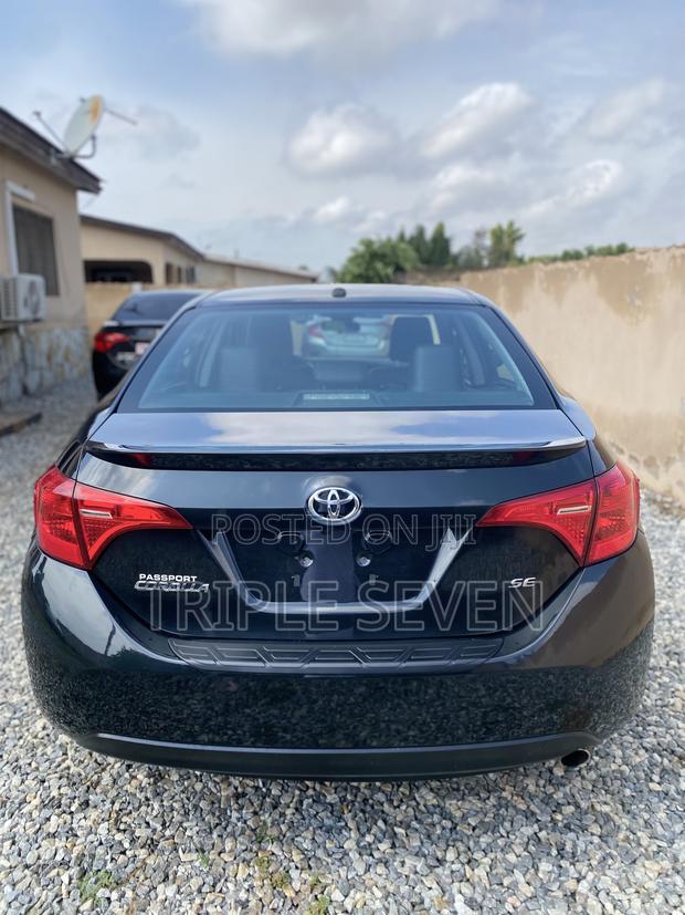 Toyota Corolla XSE (1.8L 4cyl 2A) 2019 Black