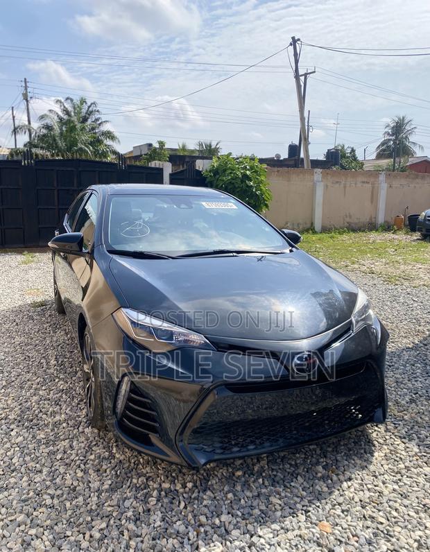 Toyota Corolla XSE (1.8L 4cyl 2A) 2019 Black