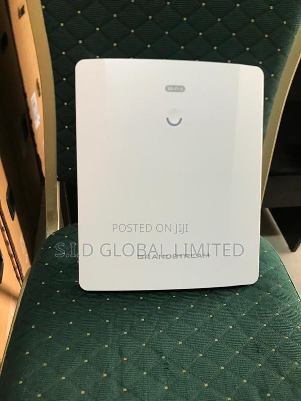 Grandstream Ax6000 Gwn7664elr Outdoor Wi-fi 6 Access Point · Photo 2