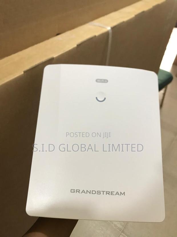 Grandstream Ax3000 Support 256 Concurrent Wi-fi Client Devices · Photo 2
