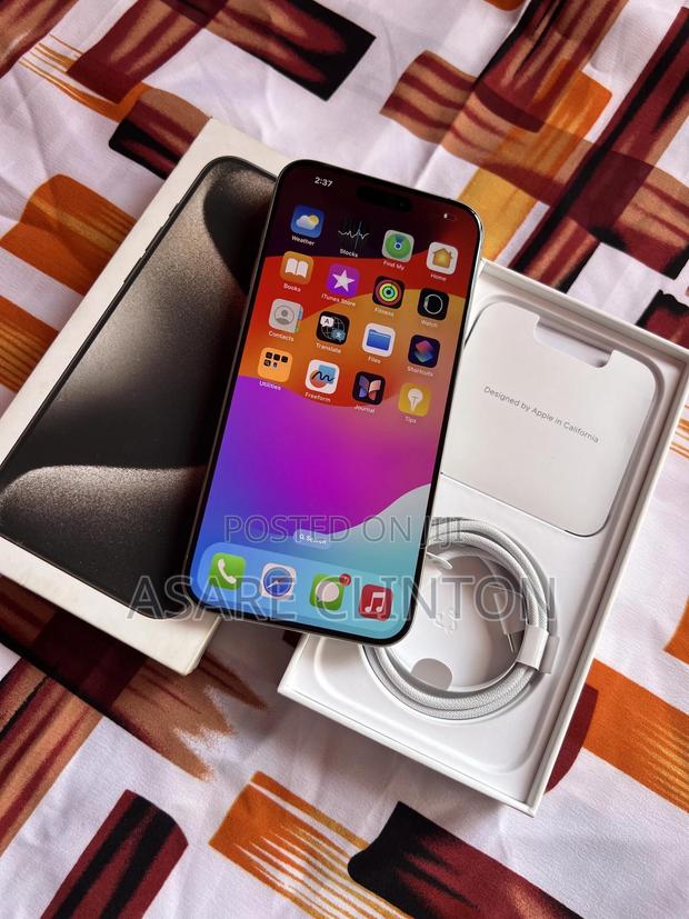 Apple iPhone 15 Pro Max 512 GB Gray photo 2