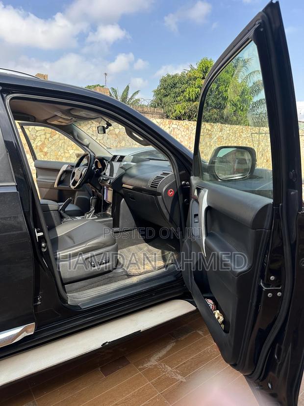 Toyota Land Cruiser Prado 4.0 Petrol GX-R 2014 Black