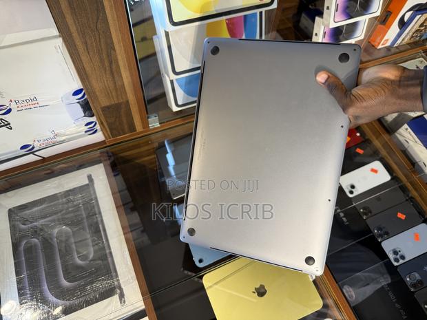 Laptop Apple MacBook Pro 2019 32GB Intel Core I7 SSD 512GB photo 3