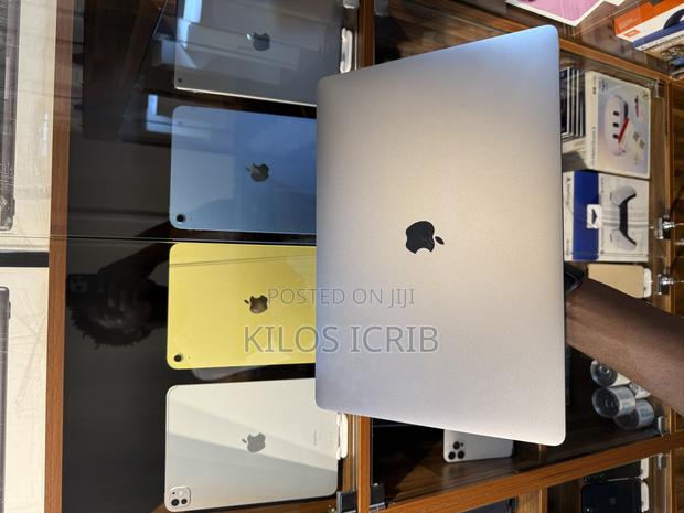 Laptop Apple MacBook Pro 2019 32GB Intel Core I7 SSD 512GB photo 2