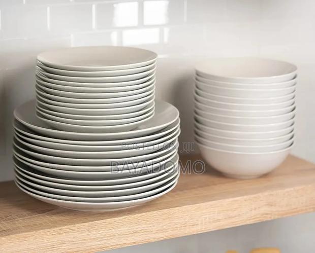 Ceramic Soup Bowls/Side Plates/Dinner Plates: Rent