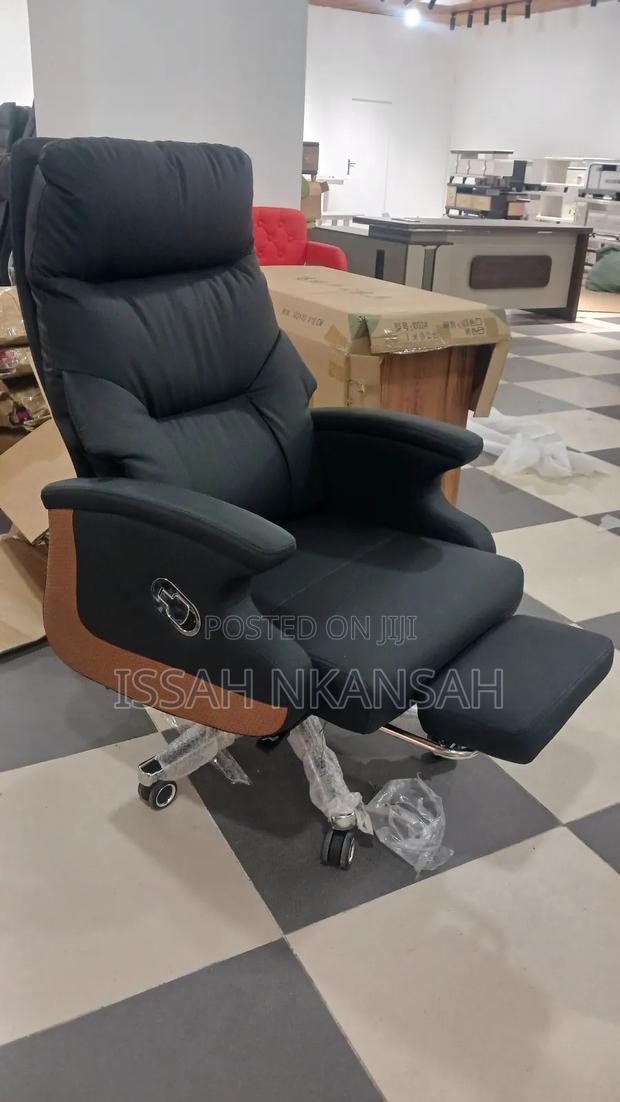 Boss Office Chair · Photo 3