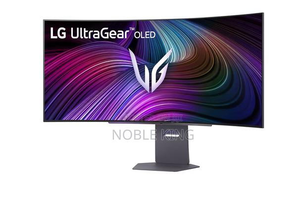 Lg - Ultragear 45" Oled QHD 240hz Curved Monitor photo 3